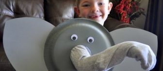 Okul öncesi drama etkinliği için fil kostümü ve şarkısı  :)