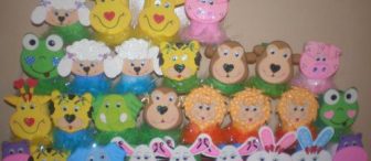 Eva ile cıvıl cıvıl hayvanlar