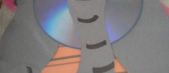 cd ile sevimli fil :)