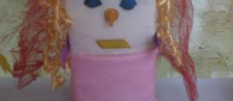 Artık materyalden gelin fiğürü