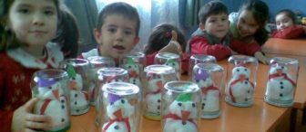 Arılarımın kavanoza yaptığı kardan adamlarrr…..:)