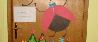 Sınıf kapısı süslemeeee