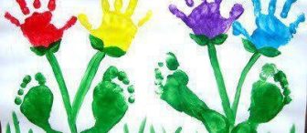 El ve Ayak Baskısı ile Çiçek