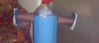 2 sene önce "Yalnızım" diye sızlanan öğretmenimize "Sevgili" yapmıştık. :))))