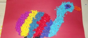 Yine bir tavus kuşu Yeni bir tavus kuşu (Bu seneki 3. tavus kuşumuz) :)