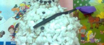 Kış geçsede çocuklarımın kardan adamları :D:D