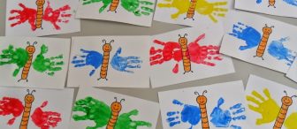 El baskısı kelebek