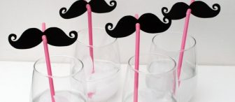 PİPETLERLE BIYIK VE DUDAK