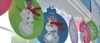 Yeni yıl süslerimiz  “Kar tanesi ve Kardan adamlı”