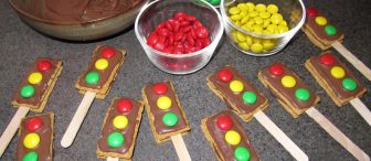 Trafik lambası kurabiyeler yapalım..!